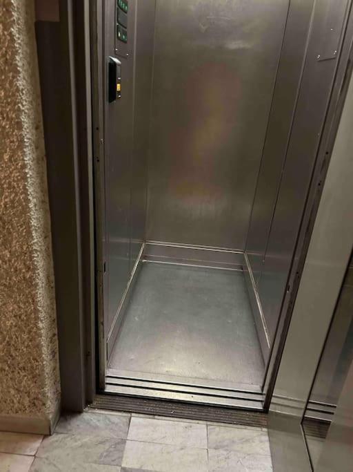 Apartament Le Jules De Tuluza Zewnętrze zdjęcie